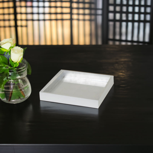 Mini Size Tray, square, paint Lacquerwhite-silver, style